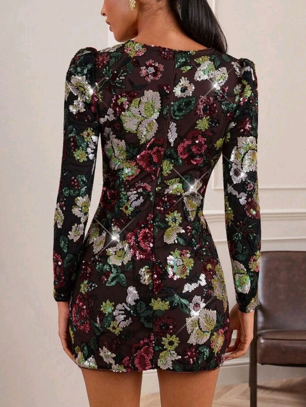 Women's Elegant Sequin Embroidery Fitted Mini Dress - Picture 2 of 9
